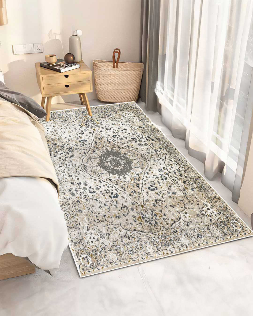 Weicher und glänzender Teppich Queen Vintage Beige mit Blumenmuster