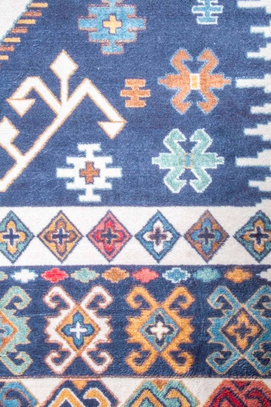 Kilim Teppich Blau Bunt – Ethno Muster im Boho-Stil für Wohnzimmer & Flur