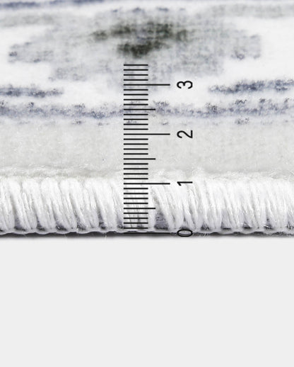 Camela Vintage grauer Rahmen bunter weicher Teppich 