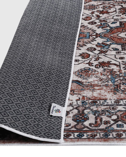 Weicher und glänzender Perserteppich Soha im Vintage-Stil 