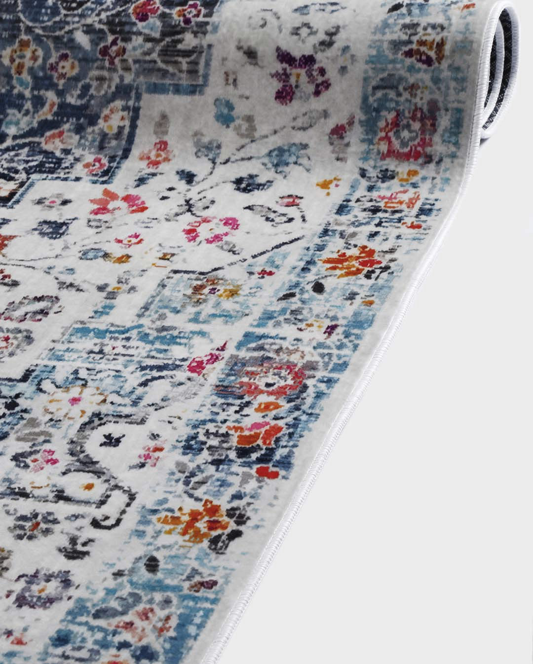 Ema Vintage bunter weicher und glänzender Teppich 