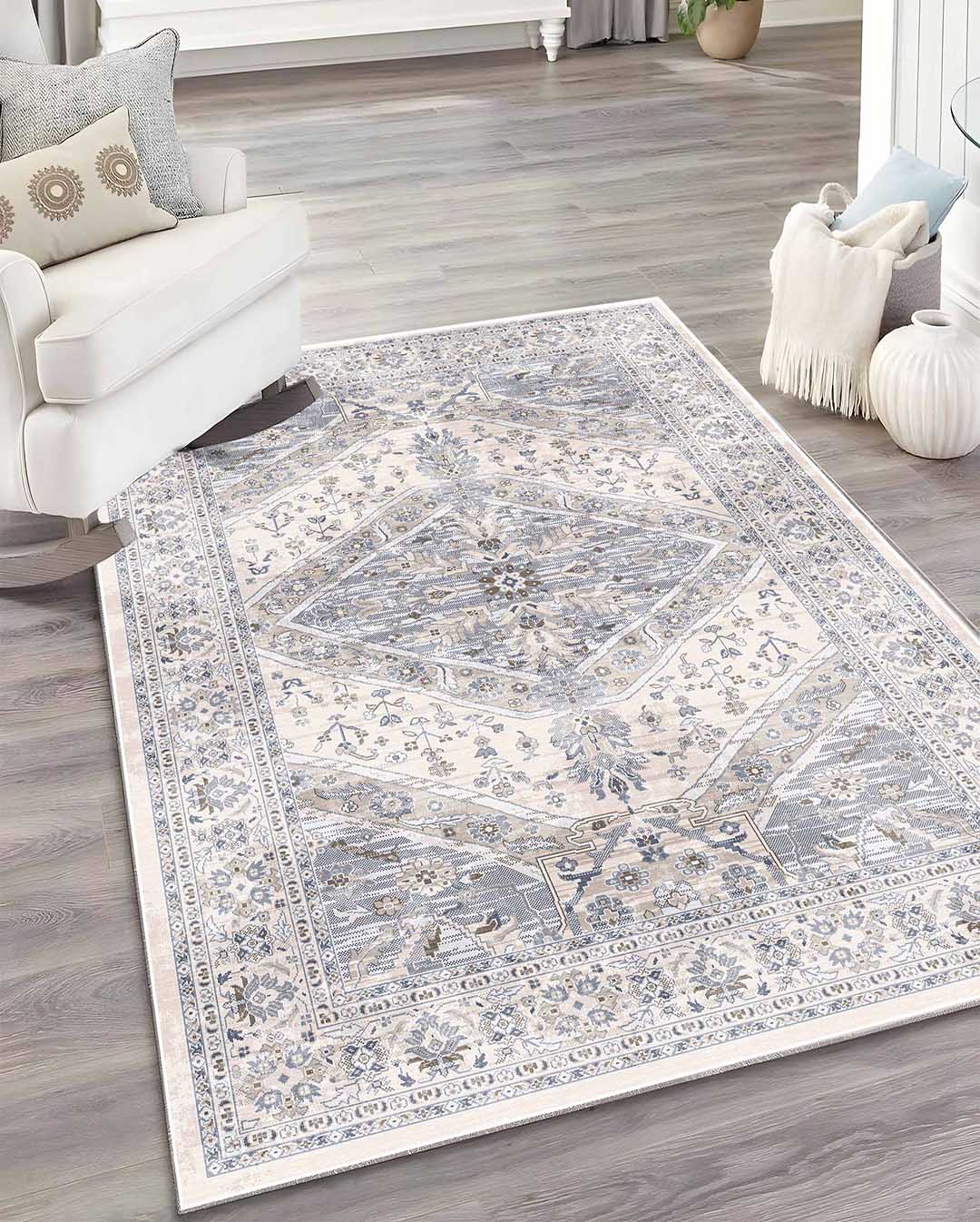 Weicher und glänzender Perserteppich Amanda im Vintage-Stil 