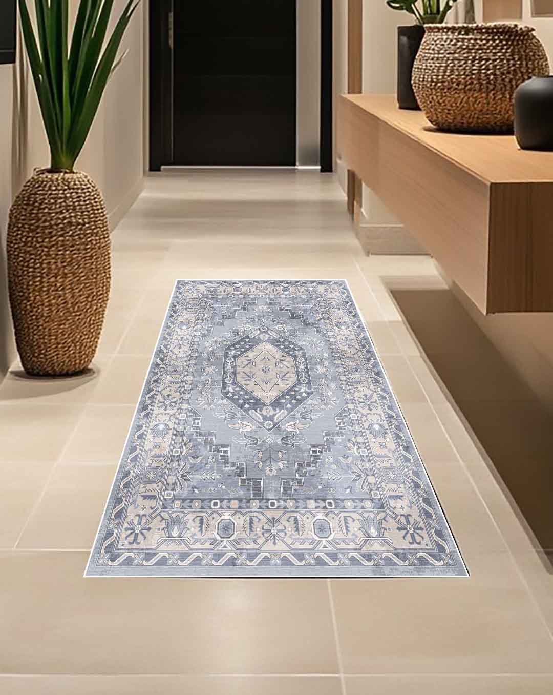 Weicher und glänzender Perserteppich von Koka 