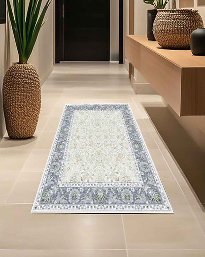 Camela Vintage grauer Rahmen bunter weicher Teppich 